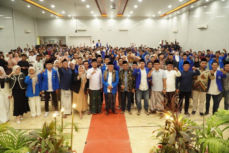 Meriah! PC PMII Pamekasan gelar PMII Award 2024, Hadirkan Pendiri PMII