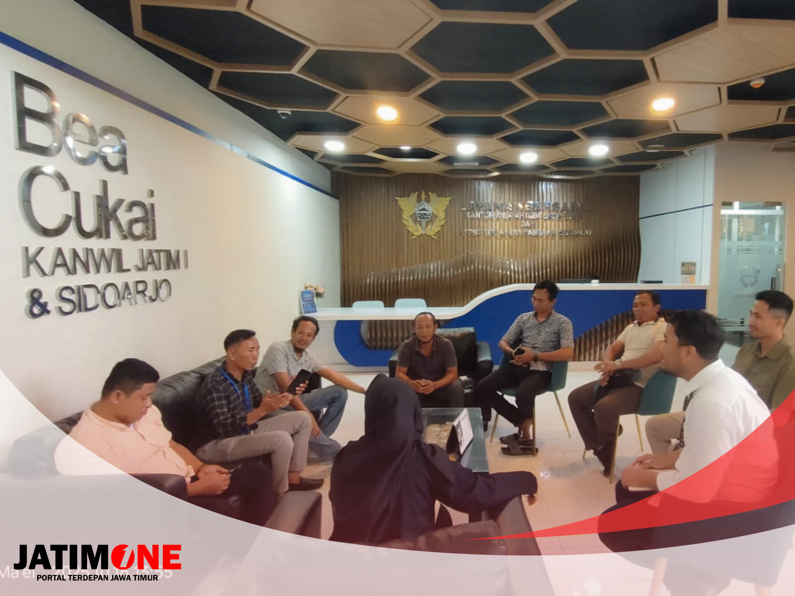 Presiden Forum N.G.O. Madura Bertemu Langsung Bea Cukai Jawa Timur, Bahas Nasib Rokok Lokal