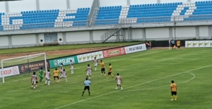 Susah Payah Taklukkan Persekam, Persepam Ambil Alih Puncak Klasemen