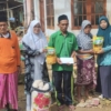 53 KK Terdampak Longsor di Pasean Terima Bantuan Sembako