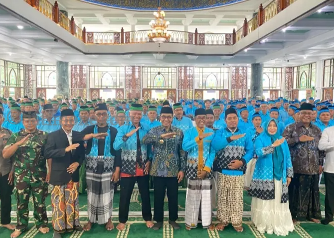 Bupati Pamekasan Lepas 1.348 Calon Jemaah Haji, Berangkat ke Tanah Suci 10 Mei
