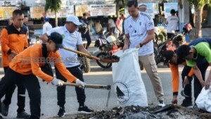 Hidupkan Kembali Gotong Royong, Pemkab Pamekasan Gencarkan Jumat Bersih